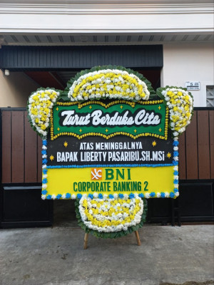 Papan Bunga Duka di Montong Ajan