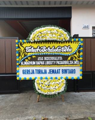 Papan Bunga Duka di Montong Ajan