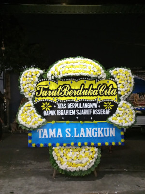 Papan Bunga Duka di Montong Ajan